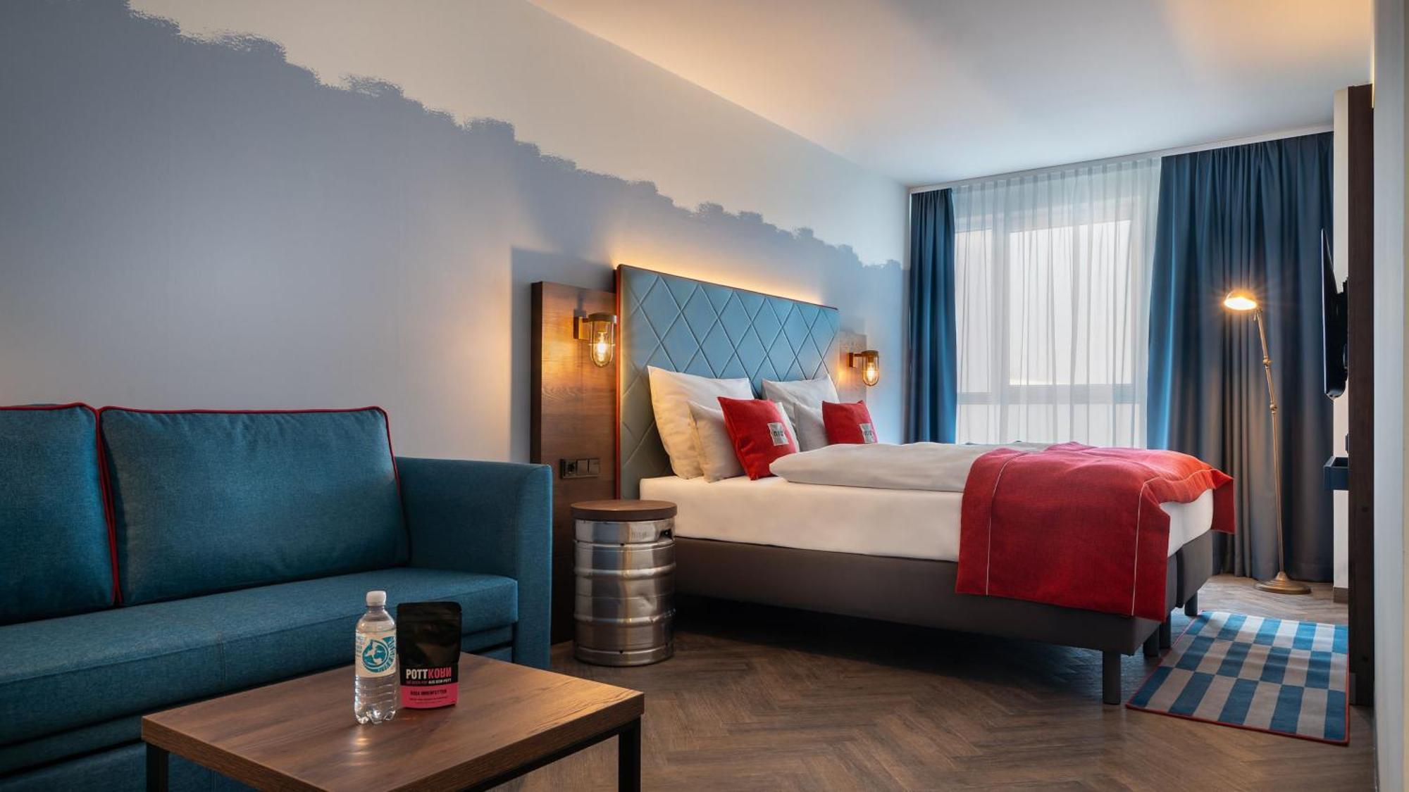 Holiday Inn - The Niu, Keg Hamburg Ost By Ihg Экстерьер фото